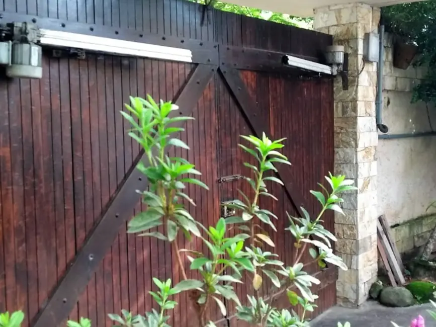 Foto 8 de Casa com 3 quartos à venda, 410m2 em Jardim Imbuí, Niteroi - RJ