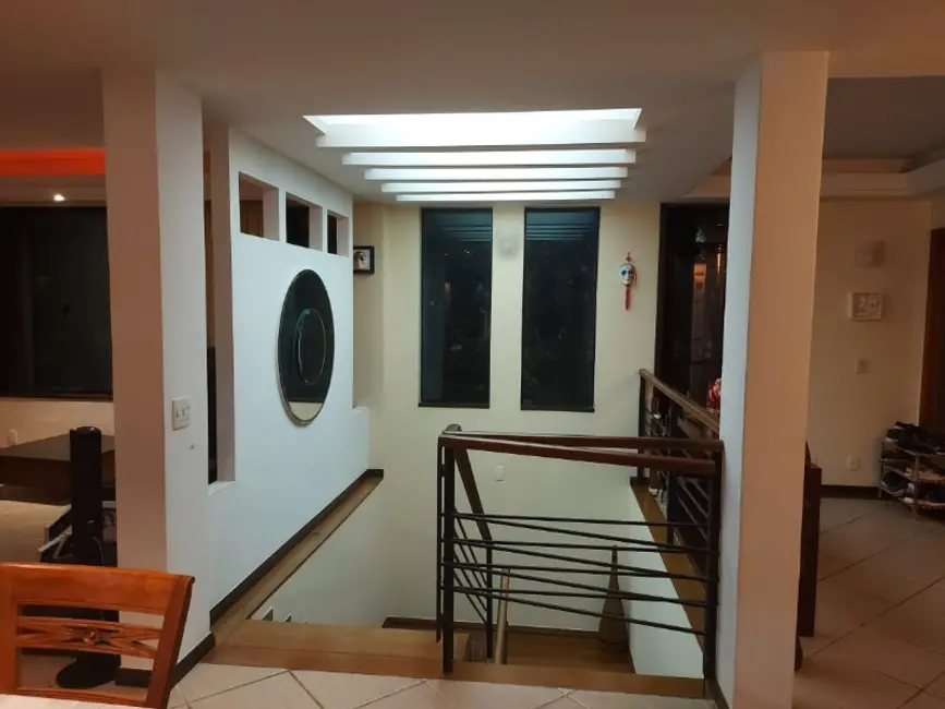 Foto 4 de Casa de Condomínio com 5 quartos à venda, 400m2 em Engenho do Mato, Niteroi - RJ