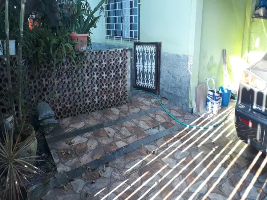 Foto 2 de Casa com 5 quartos à venda, 210m2 em Piratininga, Niteroi - RJ