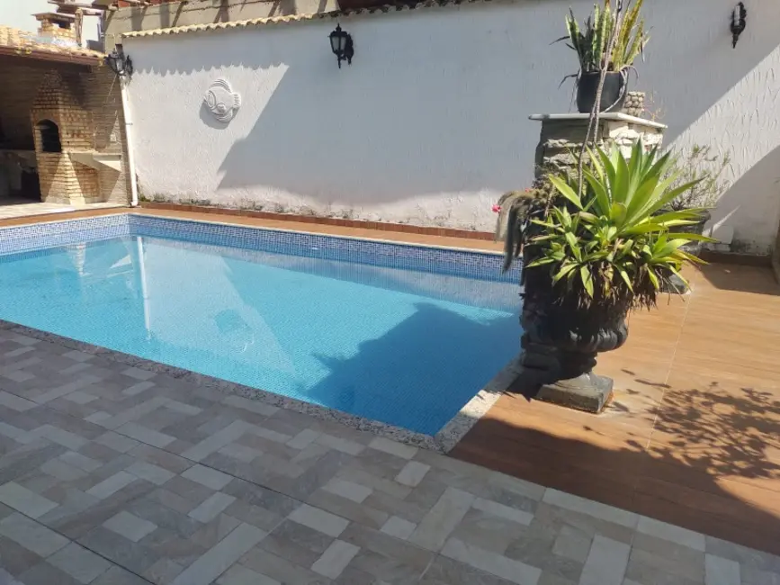 Foto 4 de Casa com 2 quartos à venda, 212m2 em Itaipu, Niteroi - RJ