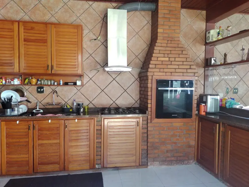 Foto 6 de Casa com 2 quartos à venda, 212m2 em Itaipu, Niteroi - RJ