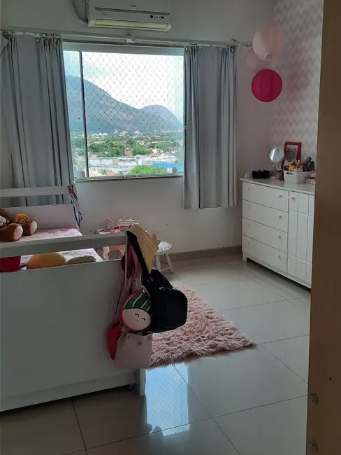 Foto 7 de Casa com 3 quartos à venda, 194m2 em Itaipu, Niteroi - RJ