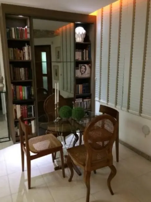 Foto 9 de Casa com 3 quartos à venda, 210m2 em Itaipu, Niteroi - RJ