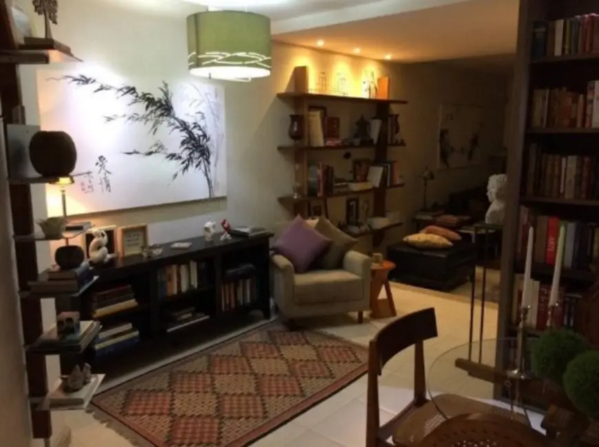 Foto 6 de Casa com 3 quartos à venda, 210m2 em Itaipu, Niteroi - RJ