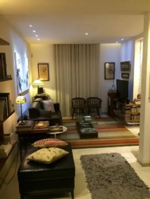 Foto 4 de Casa com 3 quartos à venda, 210m2 em Itaipu, Niteroi - RJ