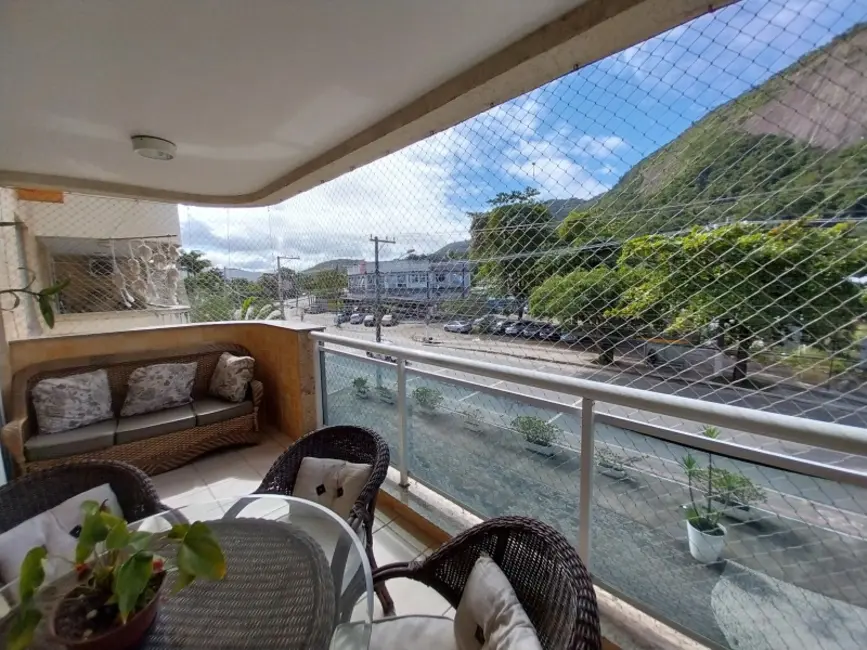 Foto 3 de Apartamento com 3 quartos à venda, 145m2 em Itaipu, Niteroi - RJ