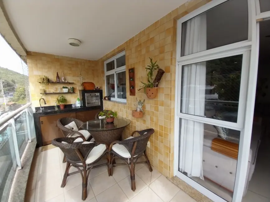 Foto 2 de Apartamento com 3 quartos à venda, 145m2 em Itaipu, Niteroi - RJ