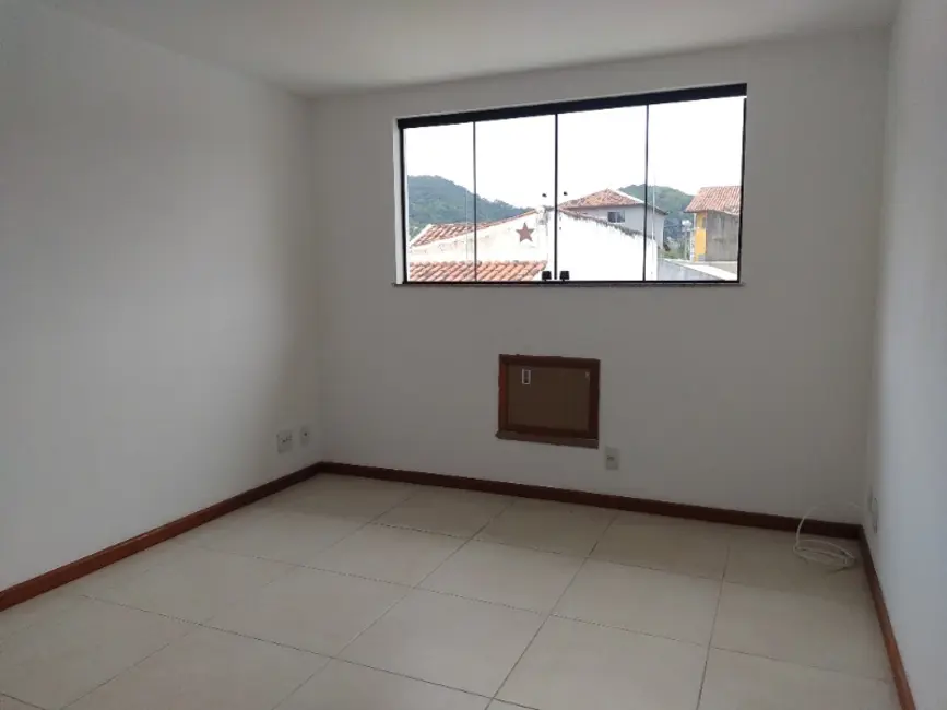 Foto 9 de Casa com 4 quartos à venda, 171m2 em Piratininga, Niteroi - RJ