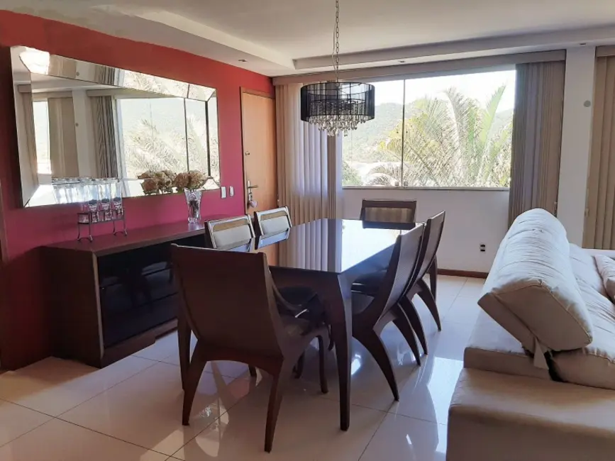 Foto 5 de Casa com 3 quartos à venda, 300m2 em Serra Grande, Niteroi - RJ