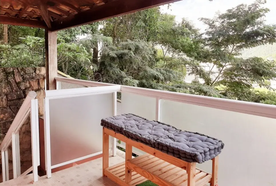 Foto 6 de Casa com 3 quartos à venda, 300m2 em Serra Grande, Niteroi - RJ