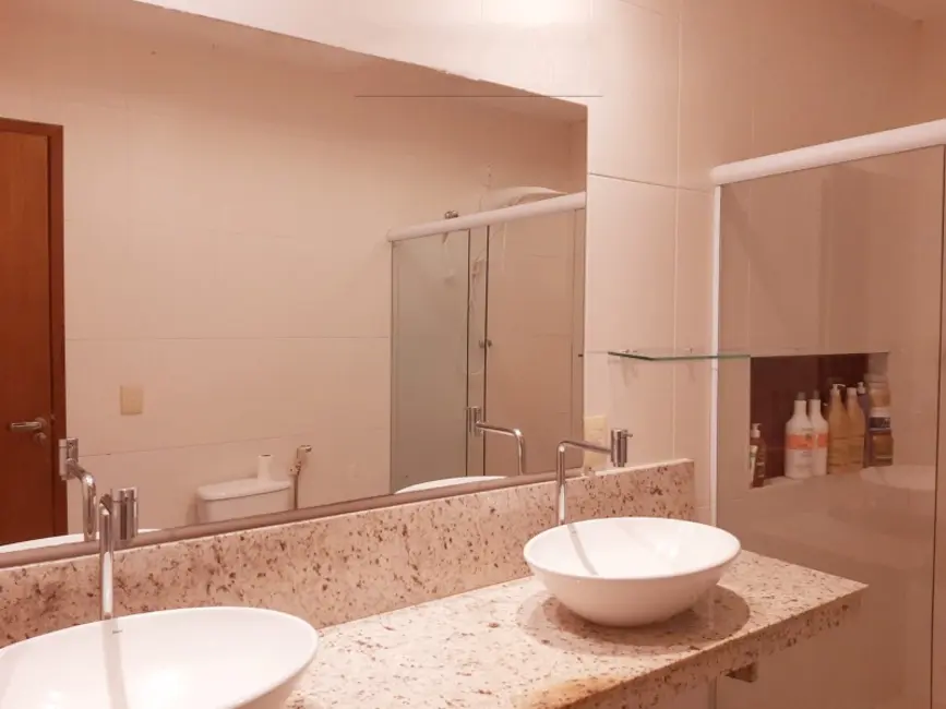 Foto 8 de Casa com 3 quartos à venda, 300m2 em Serra Grande, Niteroi - RJ