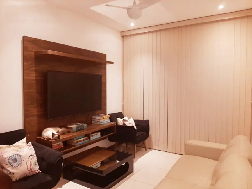 Foto 9 de Casa com 3 quartos à venda, 300m2 em Serra Grande, Niteroi - RJ