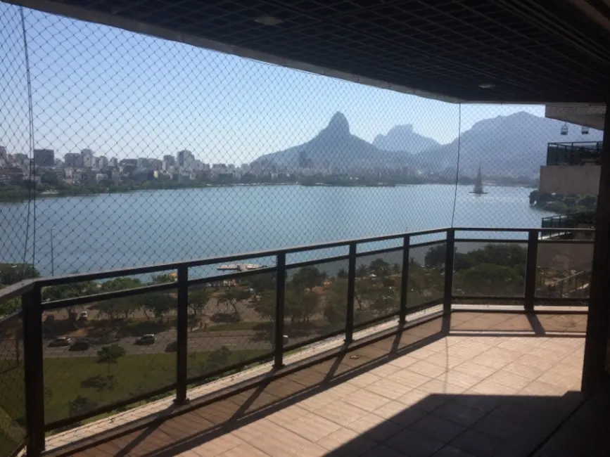 Foto 1 de Apartamento com 4 quartos à venda e para alugar, 225m2 em Lagoa, Rio De Janeiro - RJ