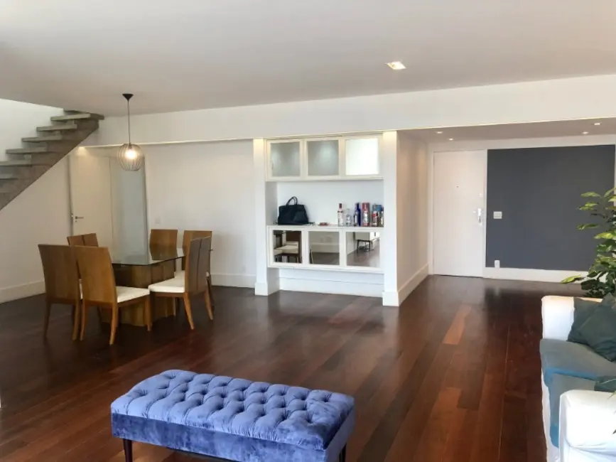 Apartamento com 4 quartos à venda, 360m2 em Leblon, Rio De Janeiro - RJ - imagem 6 Foto 6 de Apartamento com 4 quartos à venda, 360m2 em Leblon, Rio De Janeiro - RJ
