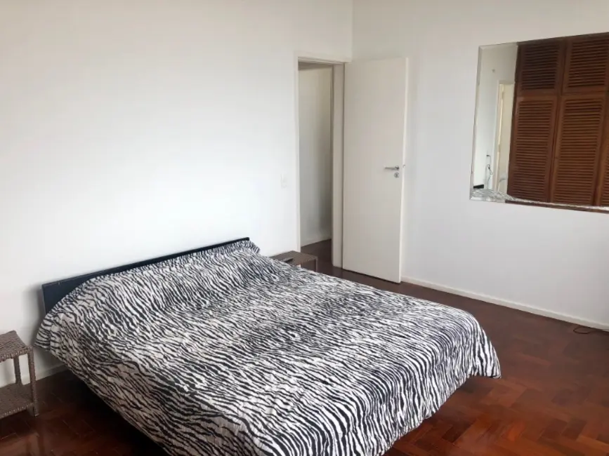 Apartamento com 4 quartos à venda, 360m2 em Leblon, Rio De Janeiro - RJ - imagem 9 Foto 9 de Apartamento com 4 quartos à venda, 360m2 em Leblon, Rio De Janeiro - RJ