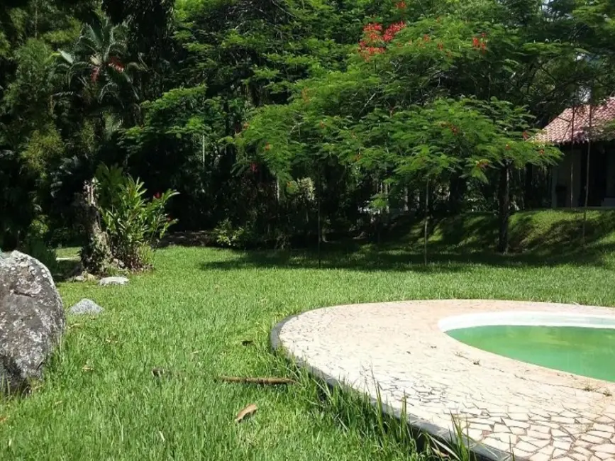 Foto 9 de Casa com 7 quartos à venda, 436m2 em Ilhabela - SP