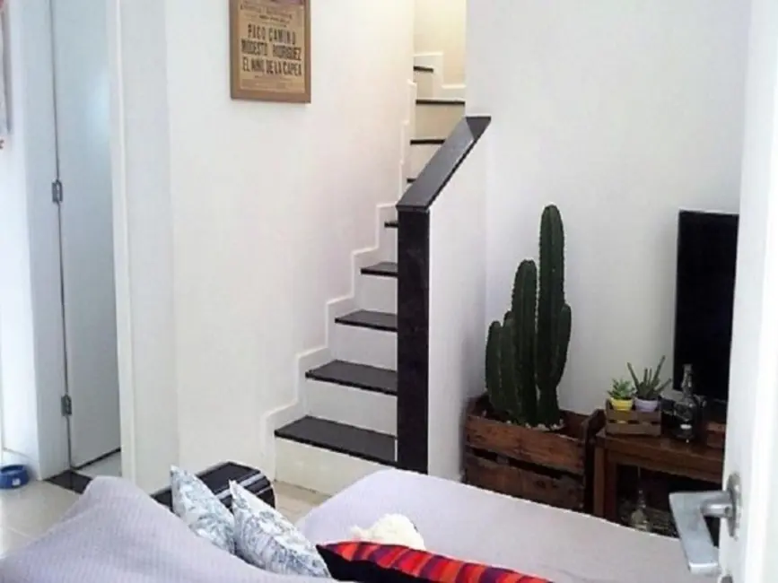 Foto 7 de Casa com 2 quartos à venda, 100m2 em Serra Grande, Niteroi - RJ