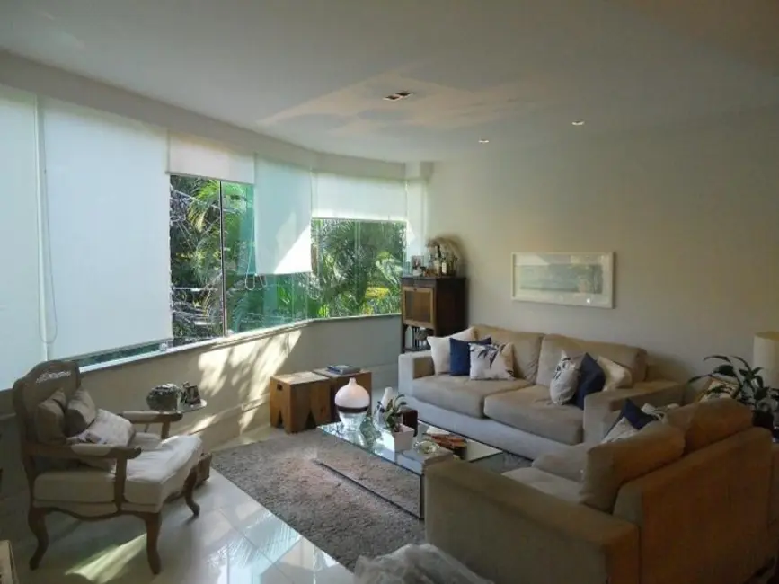 Foto 4 de Casa de Condomínio com 5 quartos à venda, 350m2 em Itaipu, Niteroi - RJ