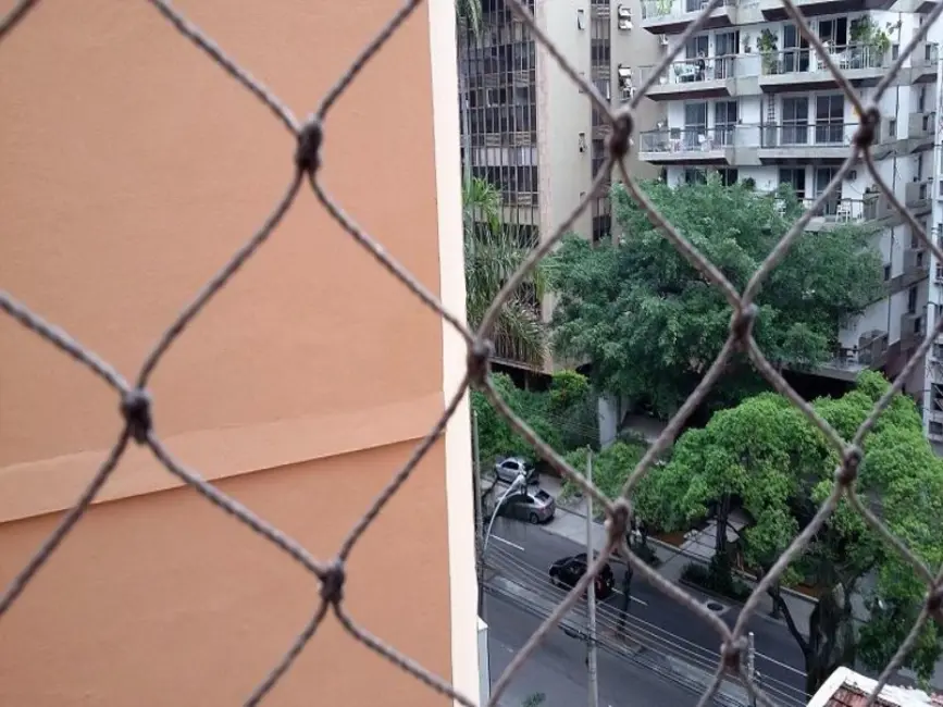 Apartamento com 3 quartos à venda, 135m2 em Lagoa, Rio De Janeiro - RJ - imagem 7 Foto 7 de Apartamento com 3 quartos à venda, 135m2 em Lagoa, Rio De Janeiro - RJ