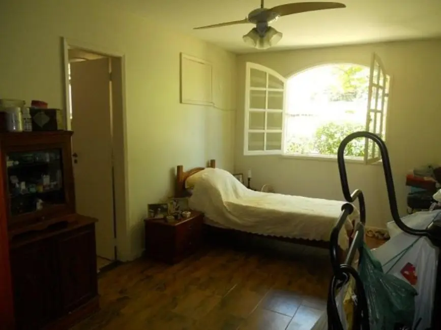 Sala Comercial com 4 quartos à venda, 280m2 em Piratininga, Niteroi - RJ - imagem 8 Foto 8 de Sala Comercial com 4 quartos à venda, 280m2 em Piratininga, Niteroi - RJ