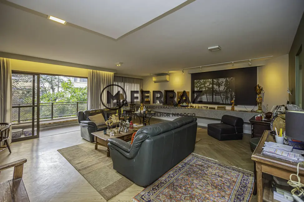 Foto 3 de Apartamento com 3 quartos para alugar, 200m2 em Itaim Bibi, São Paulo - SP