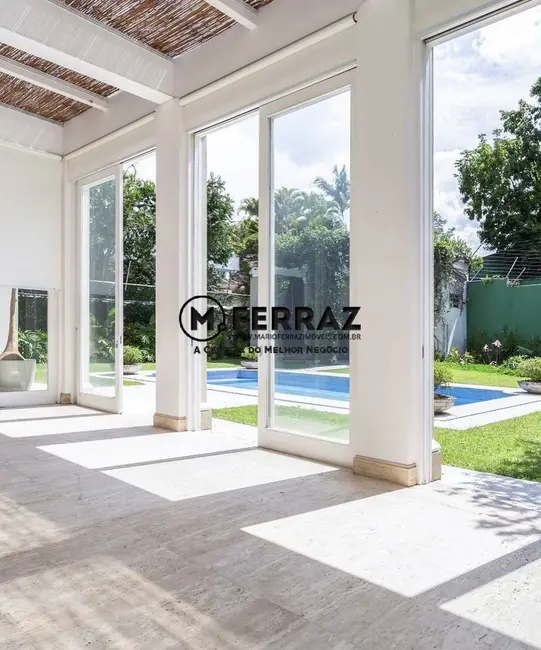 Sobrado com 4 quartos à venda, 832m2 em Jardim Europa, São Paulo - SP - imagem 2 Foto 2 de Sobrado com 4 quartos à venda, 832m2 em Jardim Europa, São Paulo - SP