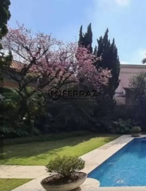 Sobrado com 4 quartos à venda, 832m2 em Jardim Europa, São Paulo - SP - imagem 4 Foto 4 de Sobrado com 4 quartos à venda, 832m2 em Jardim Europa, São Paulo - SP