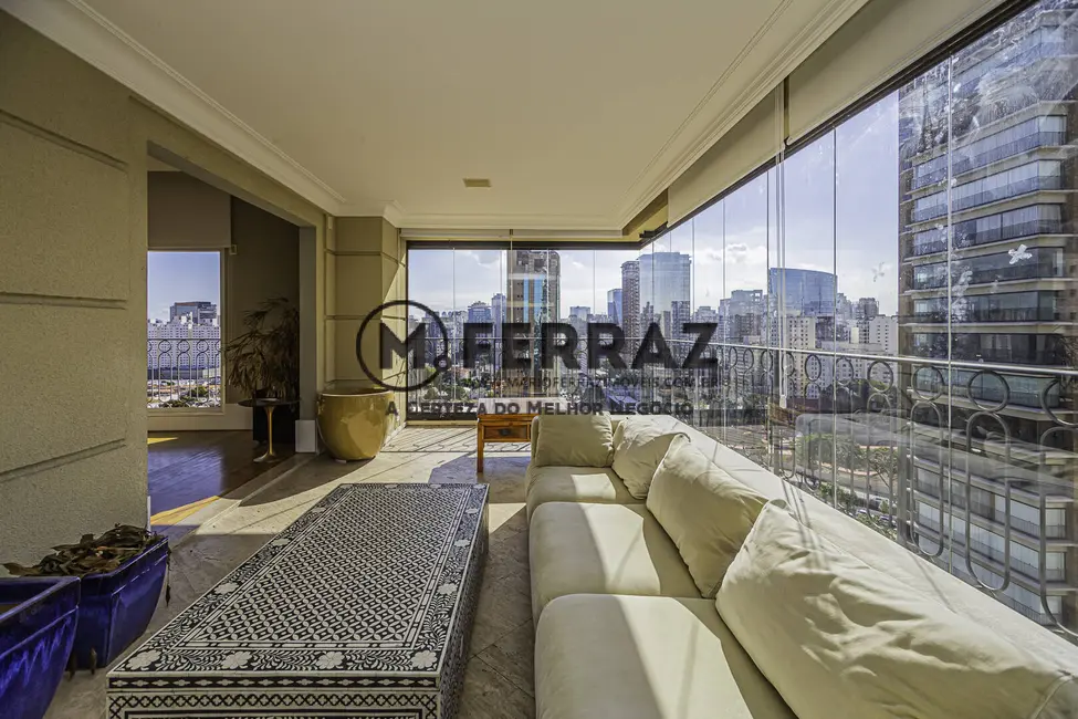 Foto 1 de Apartamento com 4 quartos para alugar, 552m2 em Itaim Bibi, São Paulo - SP