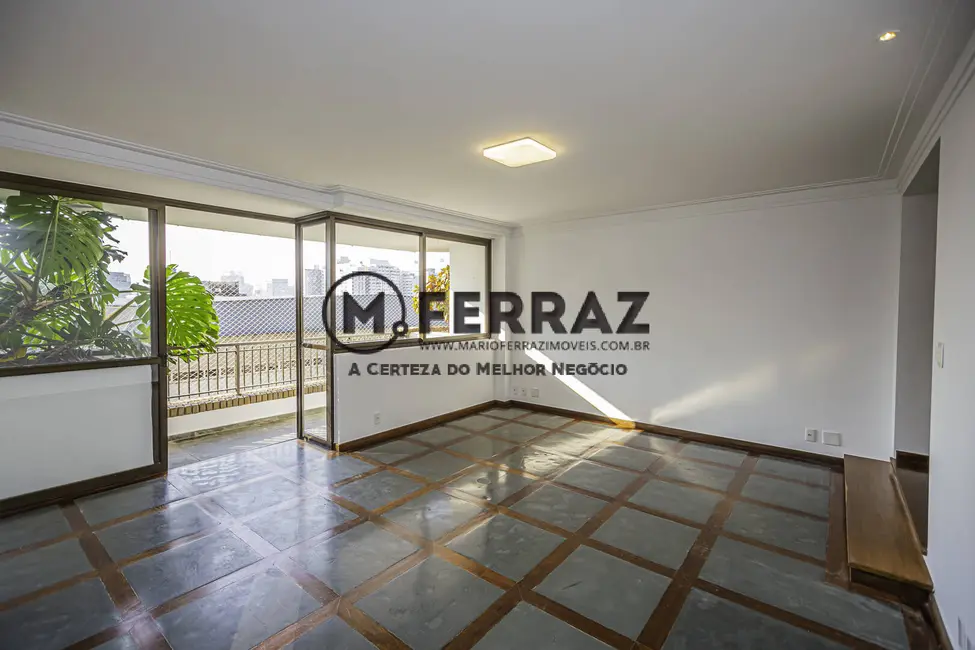 Foto 7 de Apartamento com 4 quartos para alugar, 240m2 em Jardim Europa, São Paulo - SP