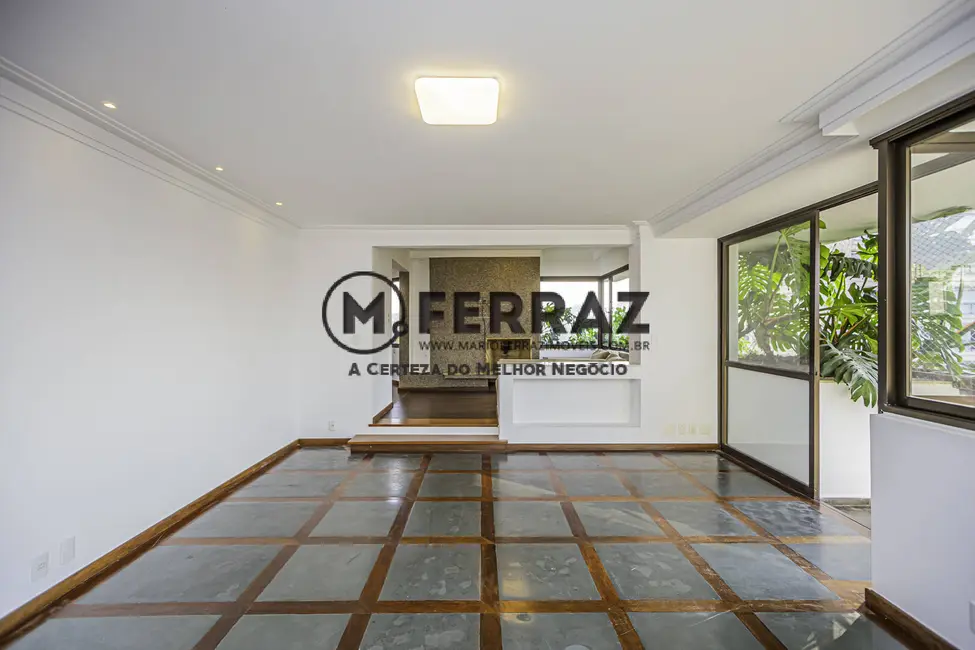 Foto 8 de Apartamento com 4 quartos para alugar, 240m2 em Jardim Europa, São Paulo - SP