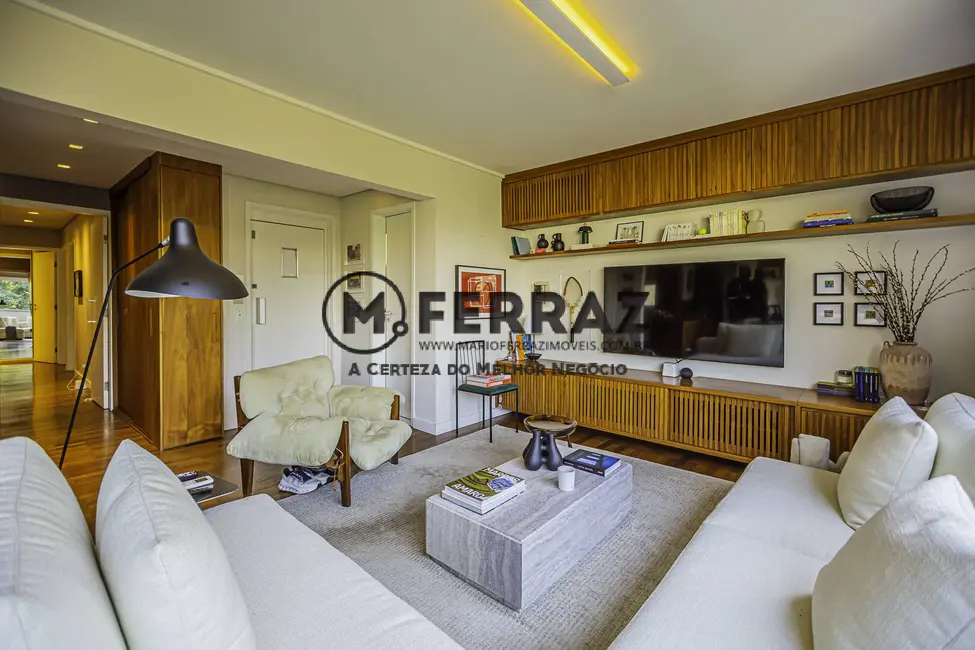 Apartamento com 3 quartos à venda, 137m2 em Jardim Europa, São Paulo - SP - imagem 4 Foto 4 de Apartamento com 3 quartos à venda, 137m2 em Jardim Europa, São Paulo - SP