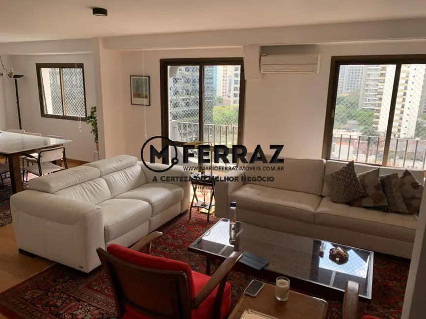 Apartamento com 3 quartos à venda, 132m2 em Itaim Bibi, São Paulo - SP - imagem 4 Foto 4 de Apartamento com 3 quartos à venda, 132m2 em Itaim Bibi, São Paulo - SP