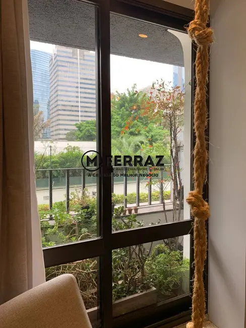 Foto 2 de Apartamento com 4 quartos à venda, 130m2 em Itaim Bibi, São Paulo - SP