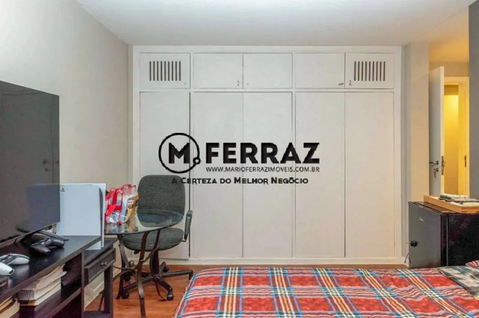 Foto 9 de Apartamento com 3 quartos à venda, 280m2 em Itaim Bibi, São Paulo - SP