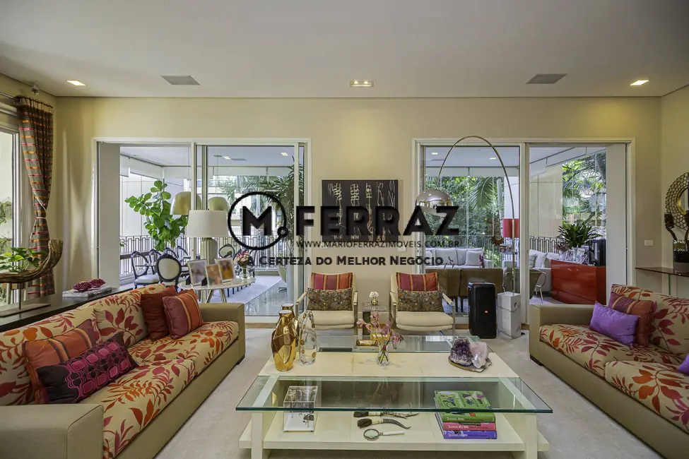 Foto 3 de Apartamento com 4 quartos à venda, 440m2 em Itaim Bibi, São Paulo - SP