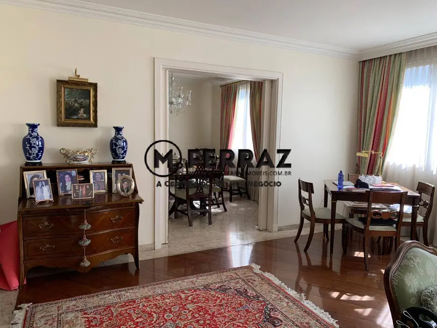 Apartamento com 3 quartos à venda, 196m2 em Itaim Bibi, São Paulo - SP - imagem 1 Foto 1 de Apartamento com 3 quartos à venda, 196m2 em Itaim Bibi, São Paulo - SP
