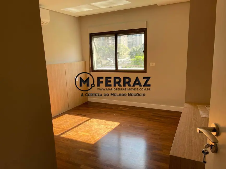 Apartamento com 3 quartos à venda, 189m2 em Itaim Bibi, São Paulo - SP - imagem 8 Foto 8 de Apartamento com 3 quartos à venda, 189m2 em Itaim Bibi, São Paulo - SP