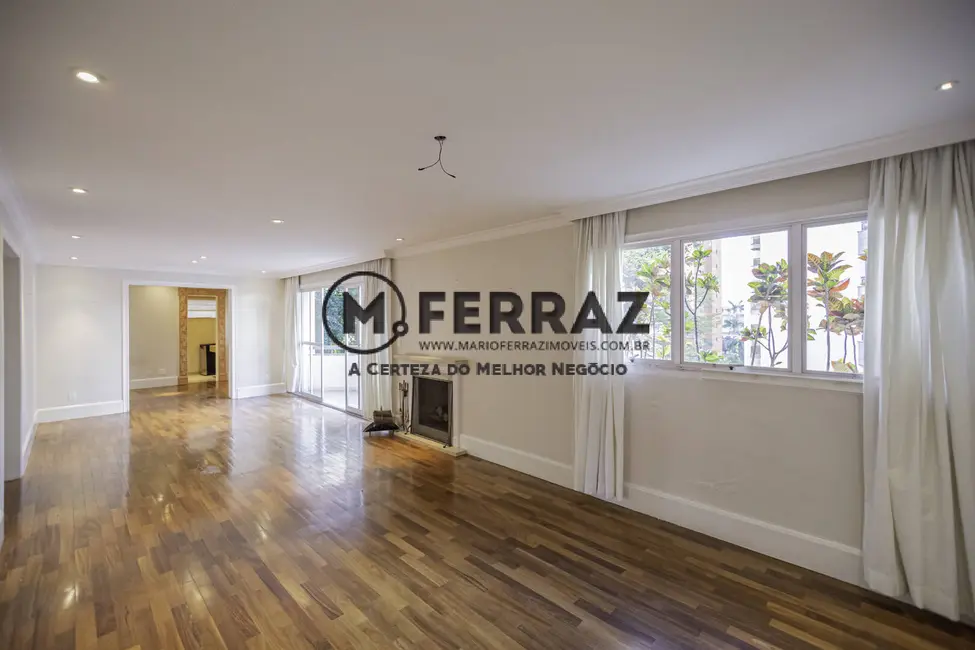 Foto 1 de Apartamento com 3 quartos à venda, 198m2 em Jardim Europa, São Paulo - SP