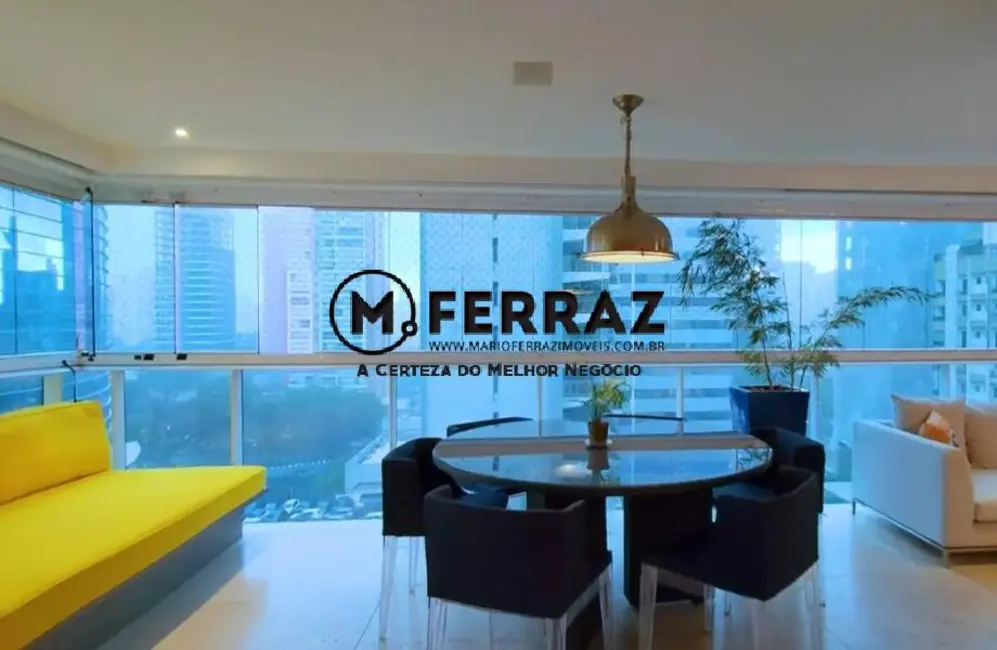 Foto 2 de Apartamento com 3 quartos à venda, 200m2 em Itaim Bibi, São Paulo - SP
