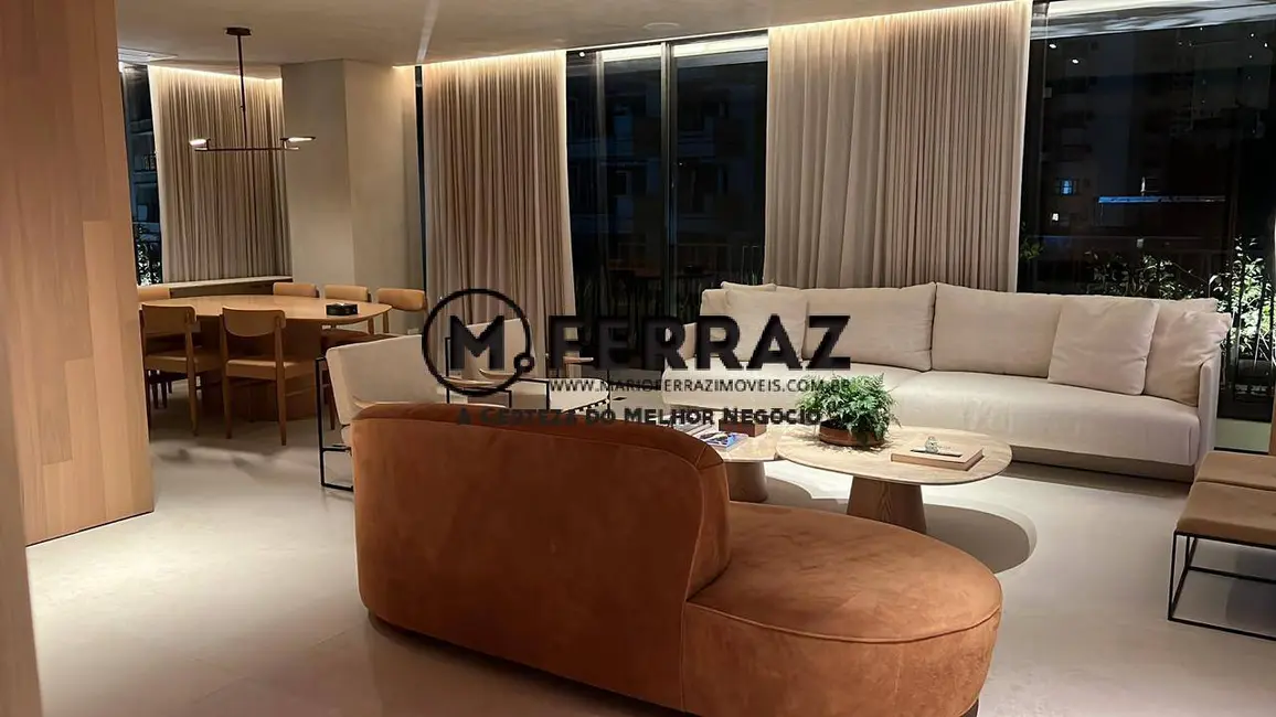 Foto 3 de Apartamento com 3 quartos à venda, 296m2 em Itaim Bibi, São Paulo - SP