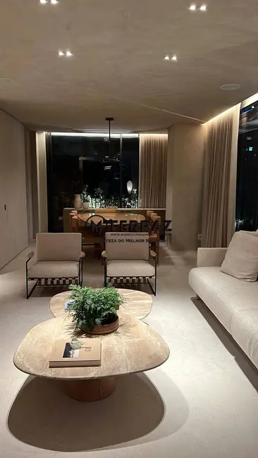 Foto 5 de Apartamento com 3 quartos à venda, 296m2 em Itaim Bibi, São Paulo - SP