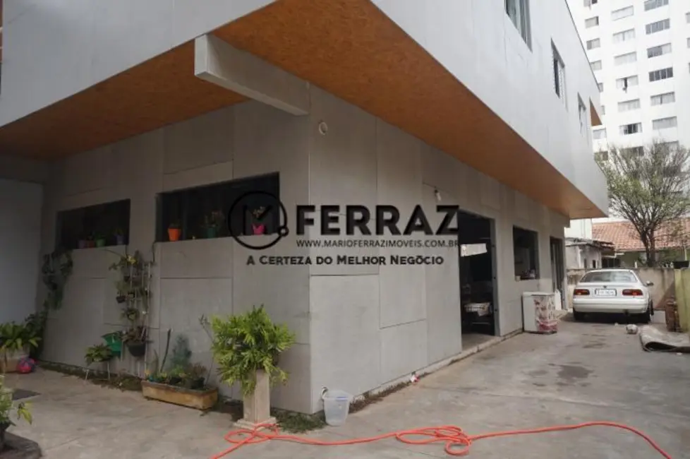 Sobrado com 3 quartos à venda e para alugar, 240m2 em Moema, São Paulo - SP - imagem 8 Foto 8 de Sobrado com 3 quartos à venda e para alugar, 240m2 em Moema, São Paulo - SP