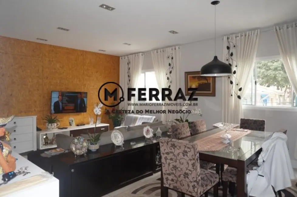 Foto 2 de Sobrado com 3 quartos à venda e para alugar, 240m2 em Moema, São Paulo - SP