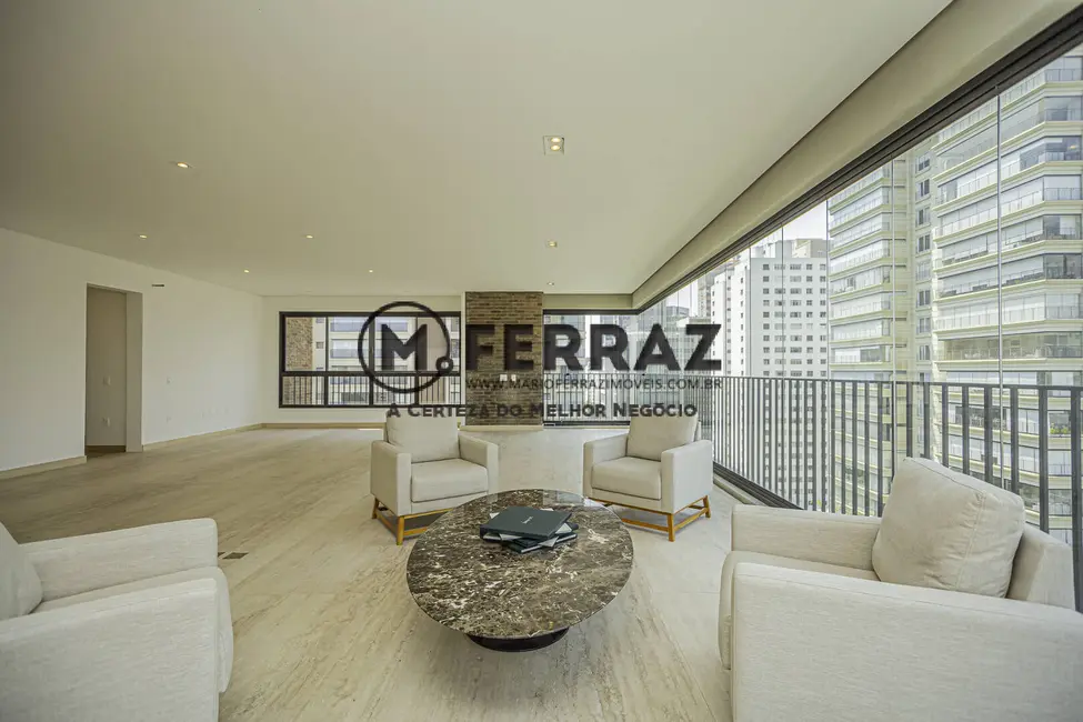 Foto 8 de Apartamento com 3 quartos à venda, 303m2 em Itaim Bibi, São Paulo - SP