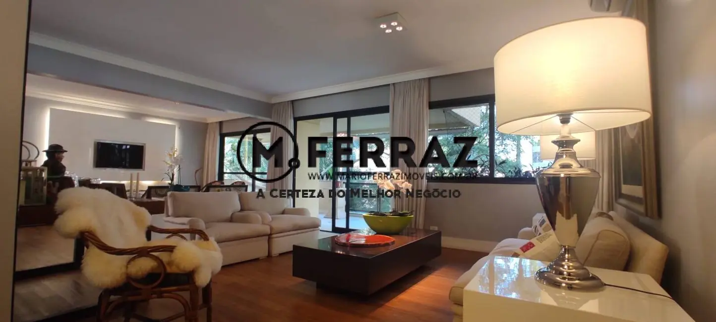 Foto 3 de Apartamento com 3 quartos à venda, 236m2 em Itaim Bibi, São Paulo - SP