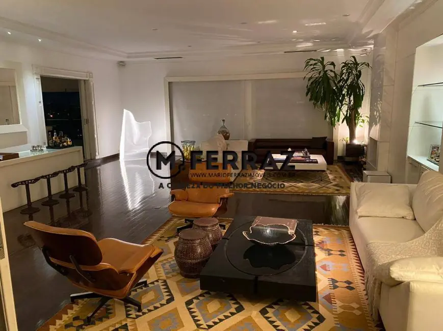 Foto 1 de Apartamento com 4 quartos à venda, 500m2 em Itaim Bibi, São Paulo - SP