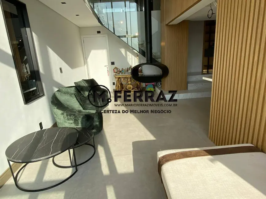 Foto 4 de Cobertura com 3 quartos à venda, 215m2 em Vila Olímpia, São Paulo - SP