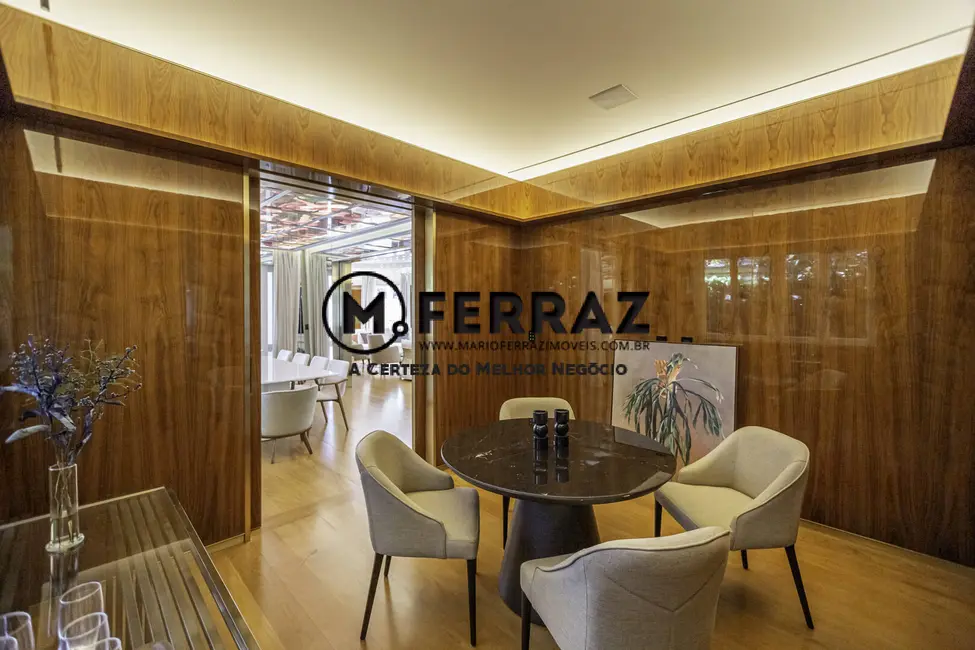 Casa com 4 quartos à venda, 1200m2 em Jardim Europa, São Paulo - SP - imagem 8 Foto 8 de Casa com 4 quartos à venda, 1200m2 em Jardim Europa, São Paulo - SP