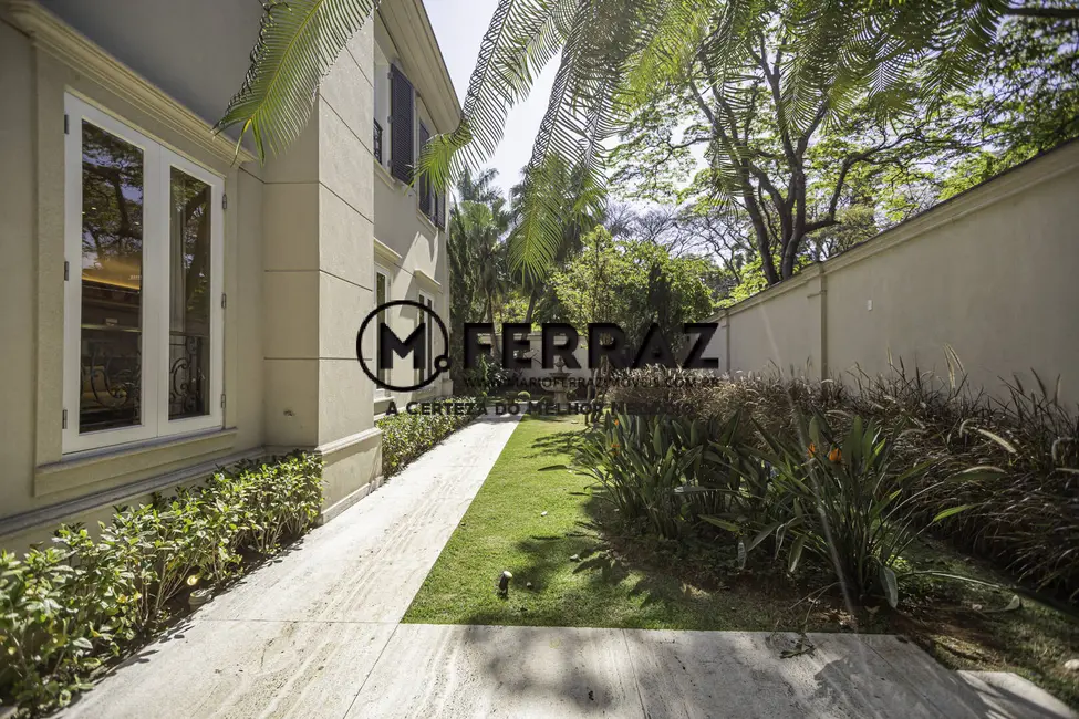 Foto 12 de Casa com 4 quartos à venda, 1200m2 em Jardim Europa, São Paulo - SP