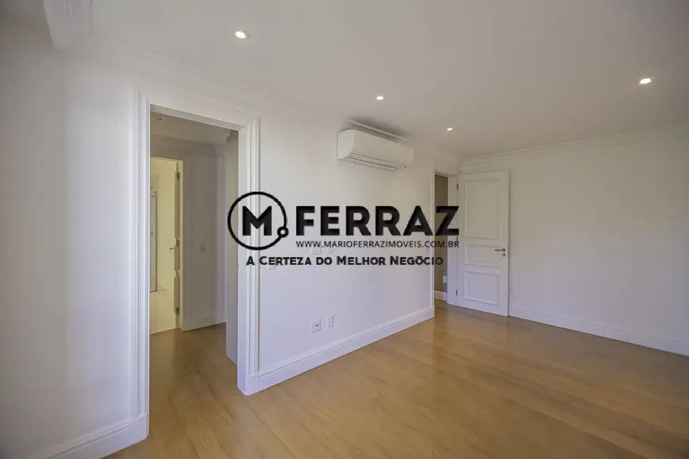 Foto 32 de Casa com 4 quartos à venda, 1200m2 em Jardim Europa, São Paulo - SP